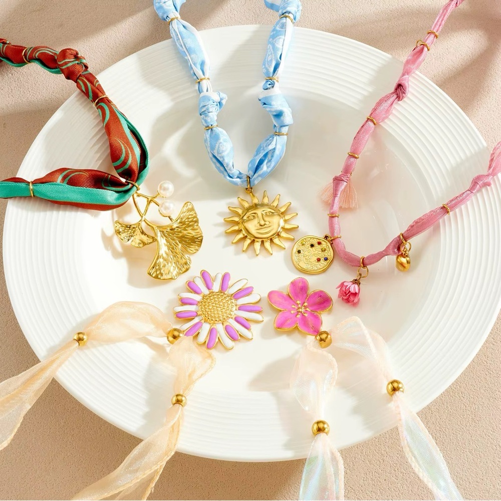 02 • Pink Flower Pendant Necklace on Sheer Mermaid Translucent Organza Ribbon - Picture 3 of 3